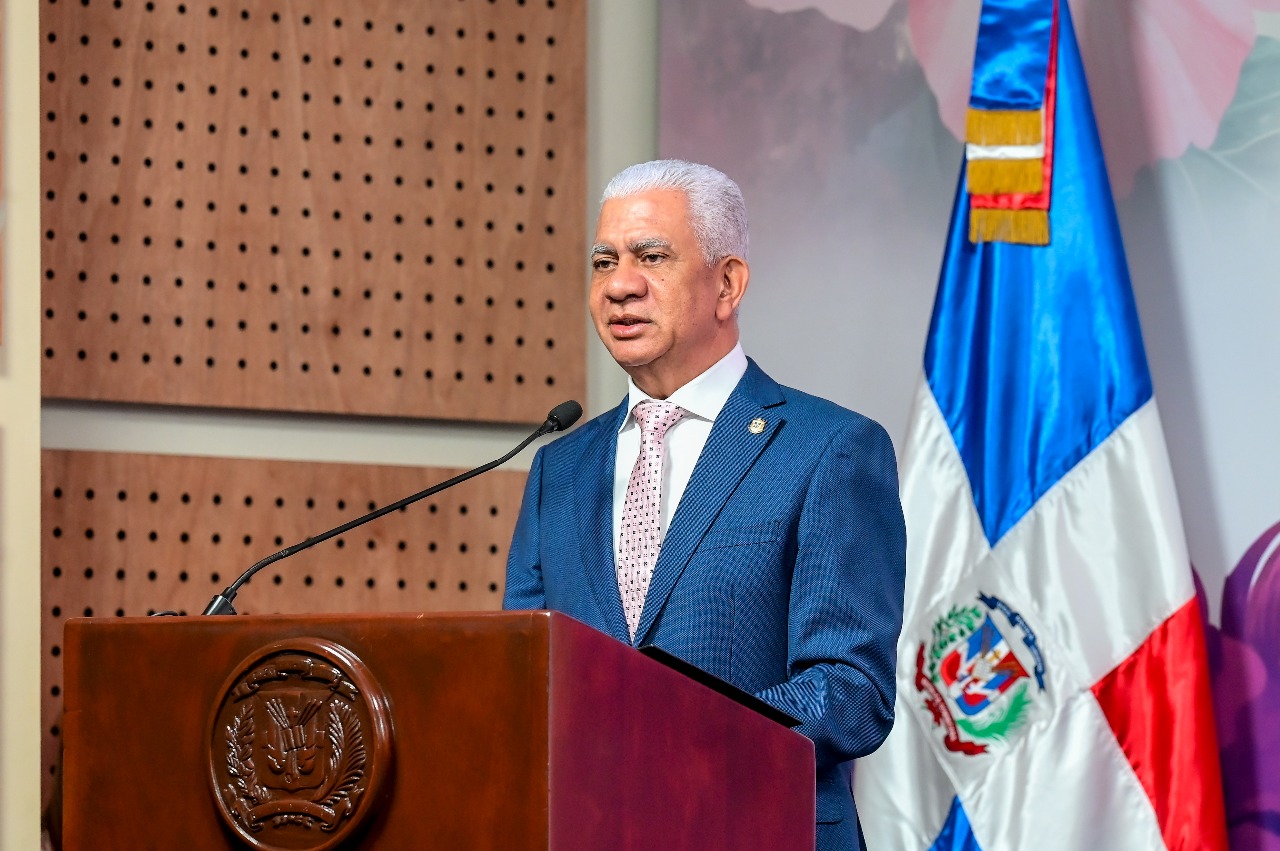 Senado reconoce liderazgo de 32 mujeres dominicanas en el marco del Día Internacional de la Mujer