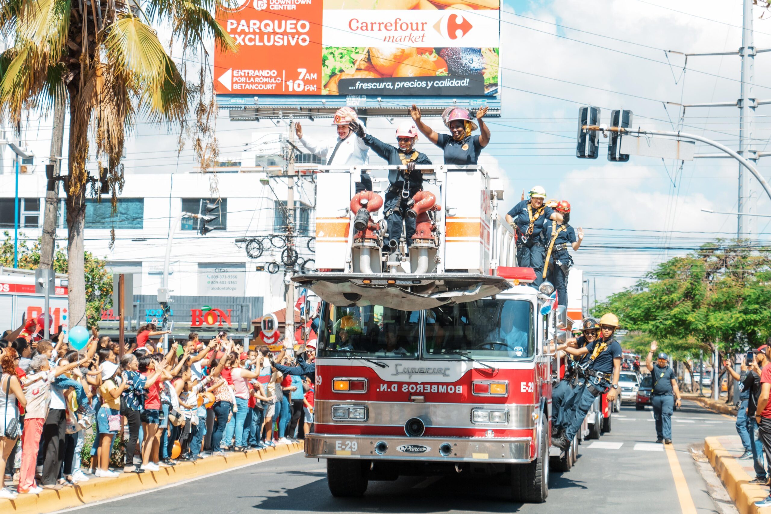 Cuerpo de Bomberos del DN convoca a los capitaleños a su tradicional desfile de camiones