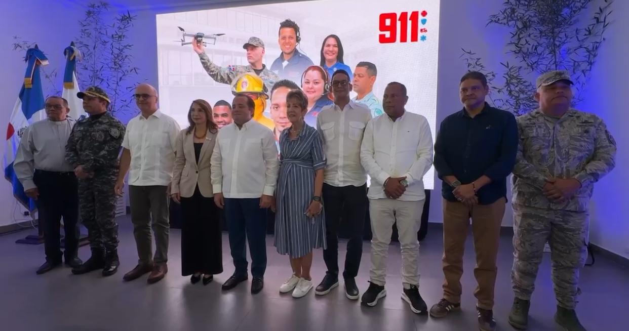 Paliza presenta avances del Sistema 911 en Puerto Plata; entregan ambulancias, cámaras de vigilancia y equipos de rescate