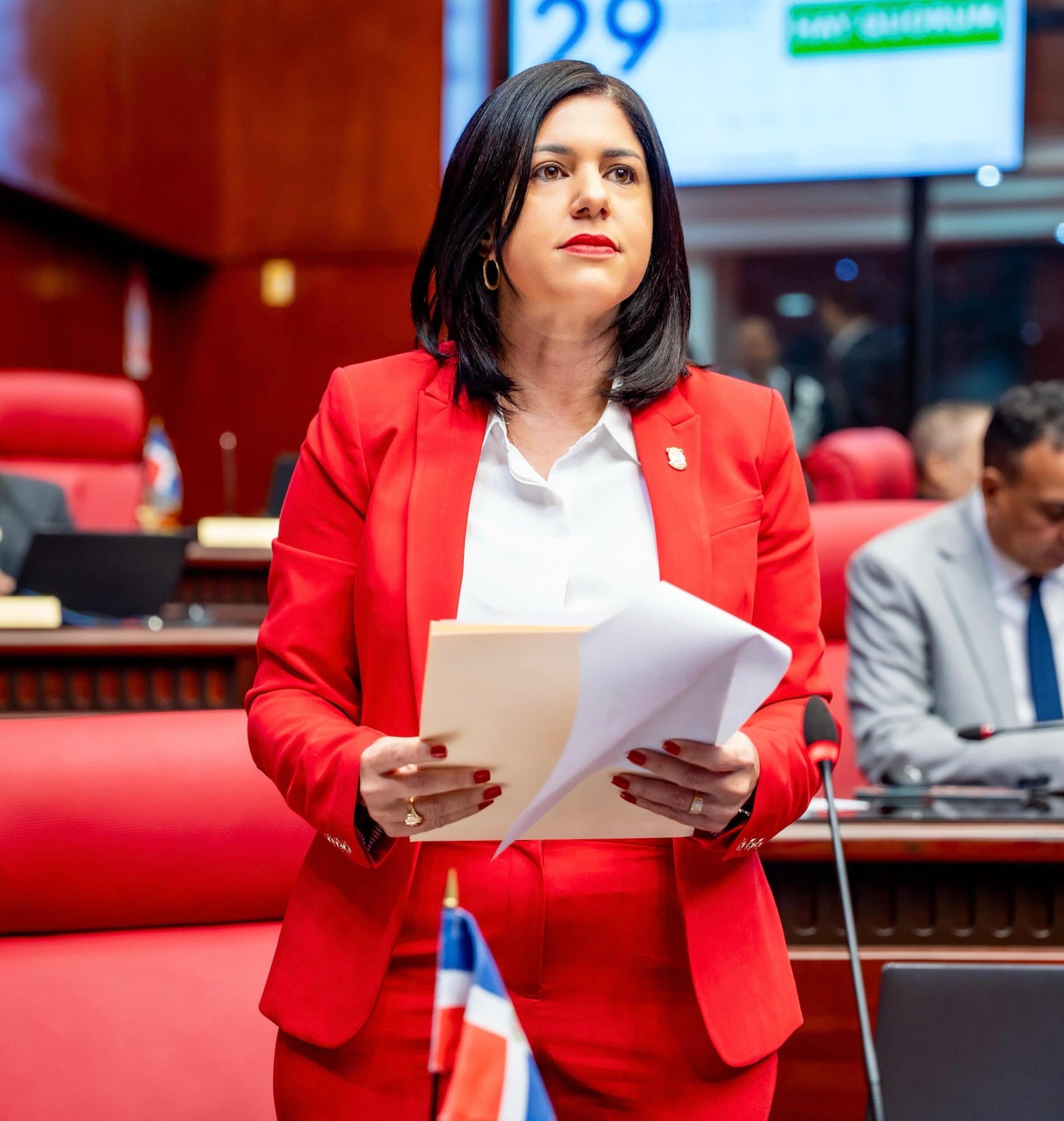 Senado aprueba crear CORAAHERMI propuesta por María Mercedes Ortiz