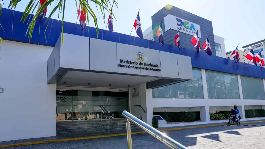 La Dirección General de Aduanas ha sometido 76 casos por tráfico de armas en tres años