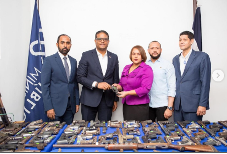 Fiscalía de La Romana entrega 160 armas de fuego para fortalecer la seguridad