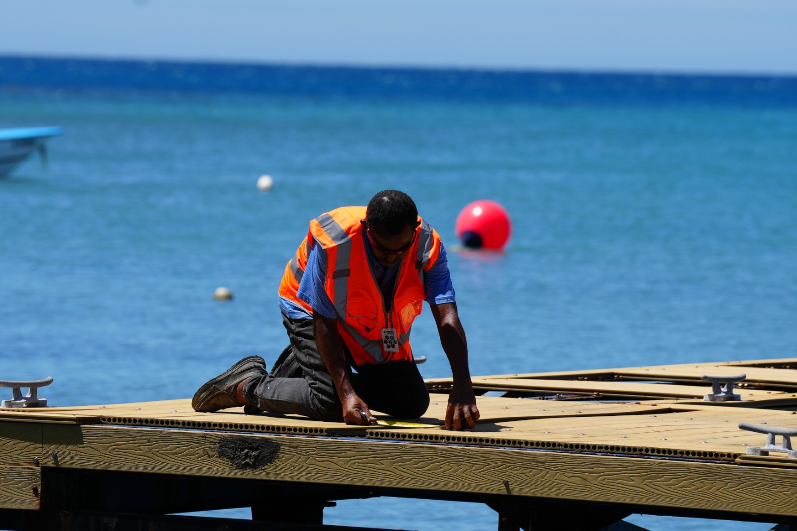 APORDOM inicia trabajos de mantenimiento del muelle turístico y pesquero de Palenque