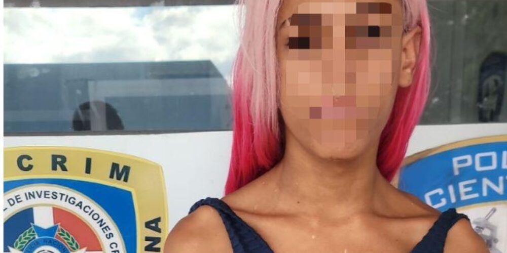 Policía apresa a “La Furiosa” por robo de abanicos en Santiago