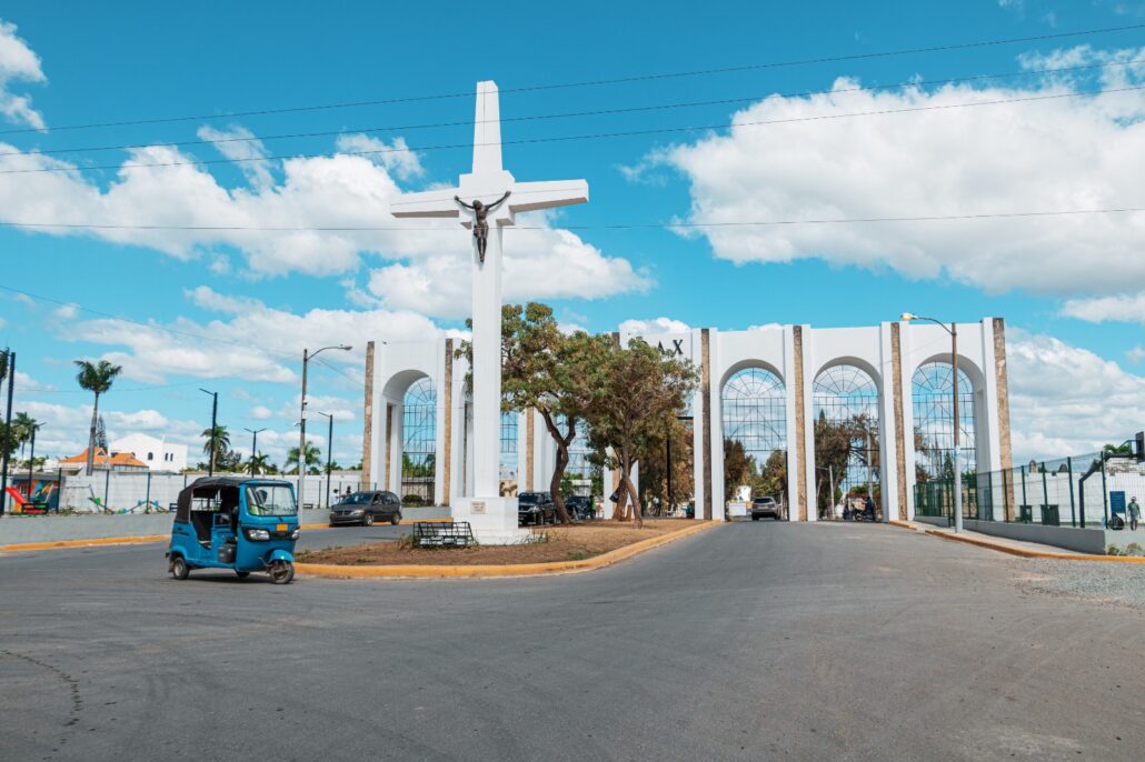 Alcaldía del Distrito Nacional habilita nichos gratuitos en Cristo Redentor para víctimas de la tragedia en Jet Set