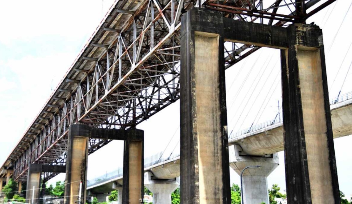 Puente de la 17 es seguro para su uso, asegura el Ministerio de Obras Públicas