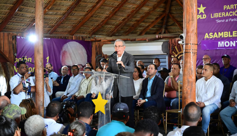 Danilo Medina opta por reunión bilateral con Abinader para tratar crisis haitiana