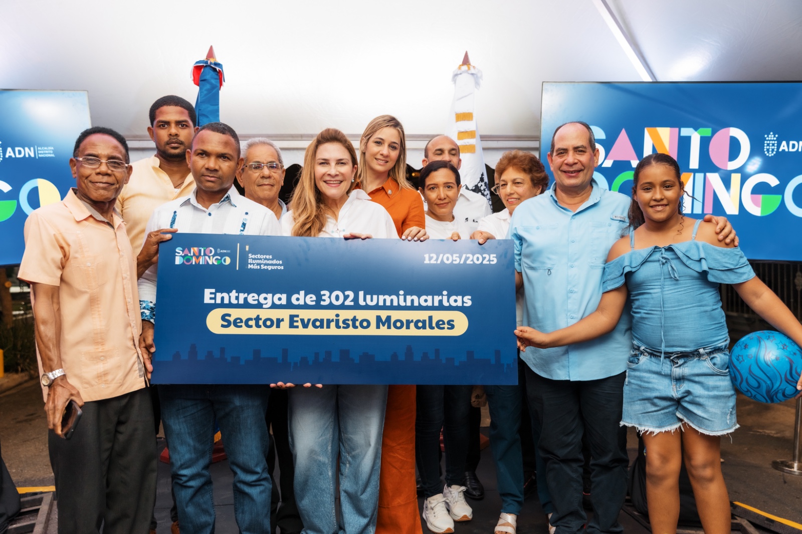 Carolina Mejía mejora la seguridad del Evaristo Morales con la instalación de 302 luminarias led