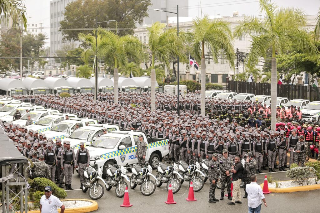 Operativo Semana Santa 2025 desplegará 25,548 policías, 2,400 soldados y 4,577 vehículos