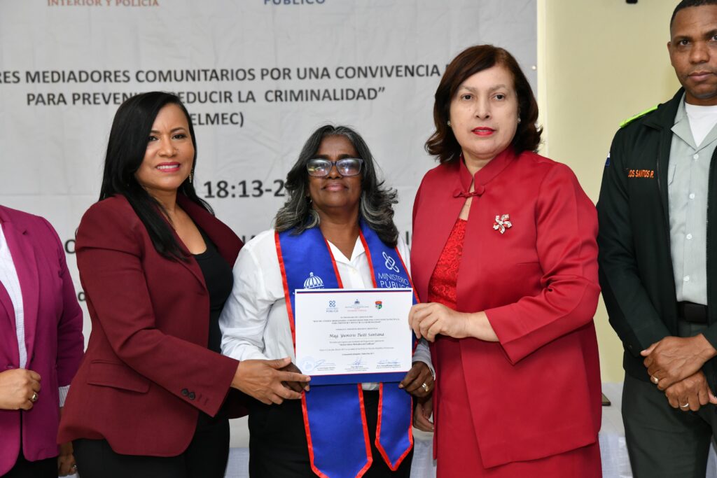 San Cristóbal y Monseñor Nouel reciben 314 líderes mediadores de conflictos