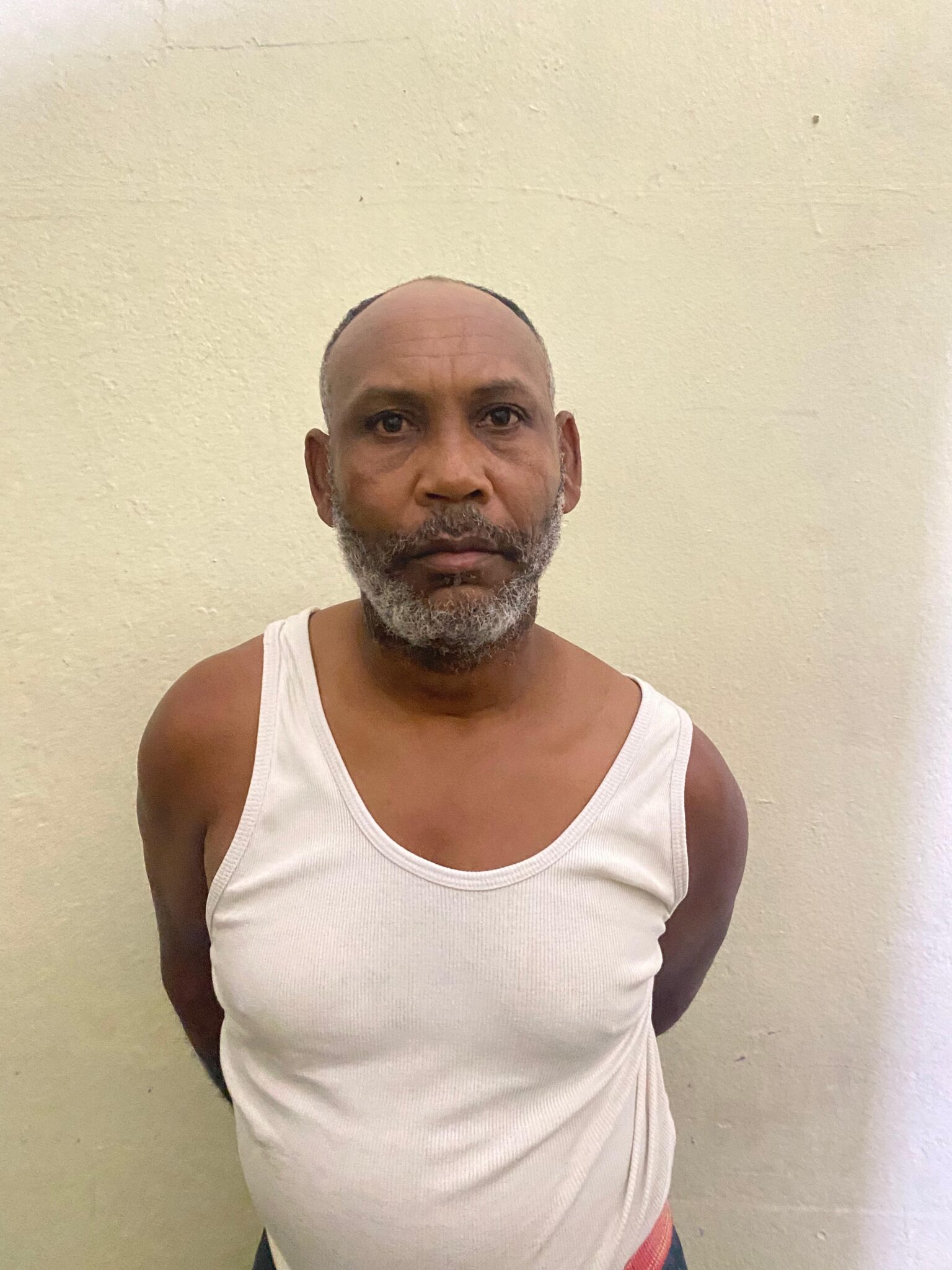 Policía apresa en San Juan a hombre acusado de raptar a una menor