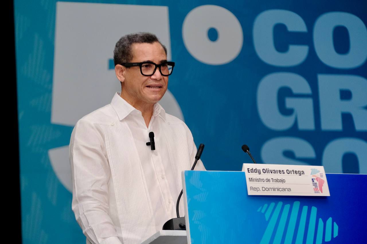 Ministro Eddy Olivares en Congreso Sindical de las Américas: “El sindicalismo es un motor indispensable de la justicia social y la democracia”