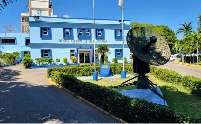 Indomet pronostica condiciones favorables con algunos chubascos en la tarde