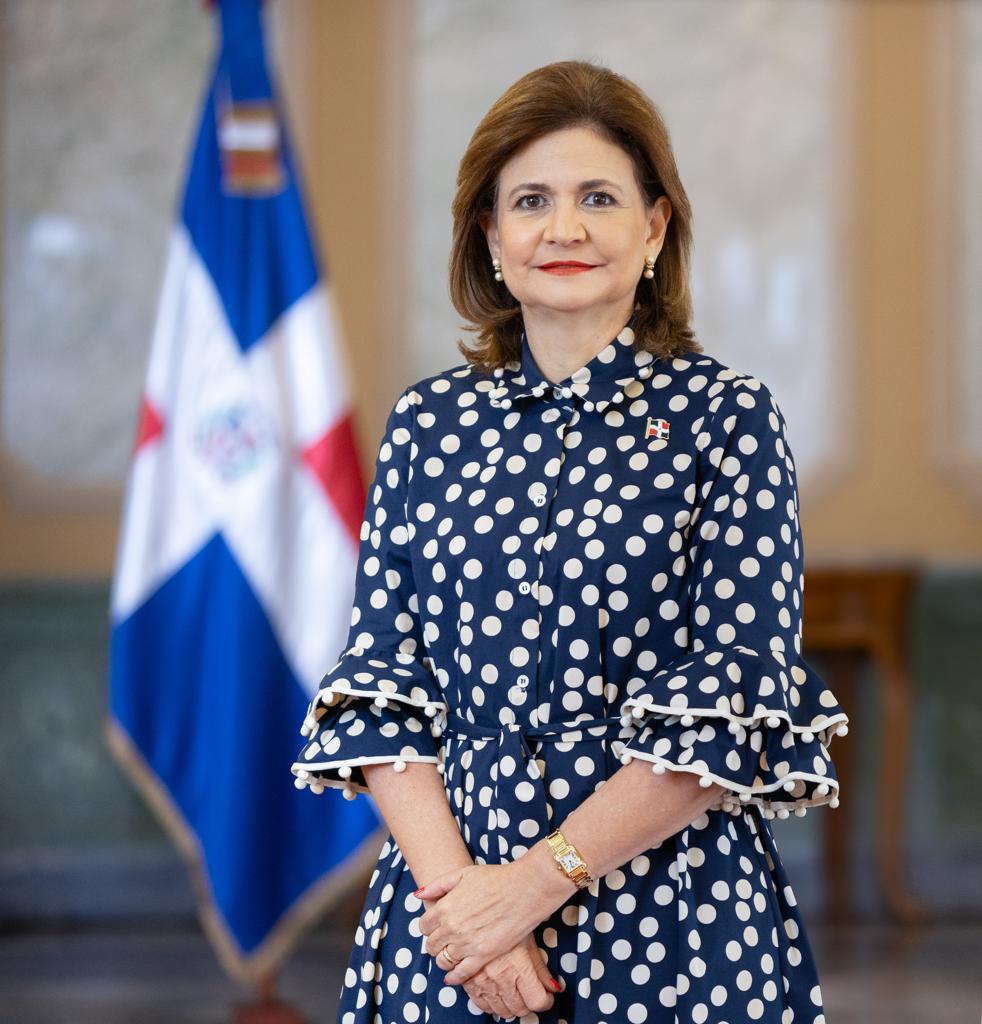 Raquel Peña celebra Día de las Madres con más de 1,000 mujeres en Bahoruco
