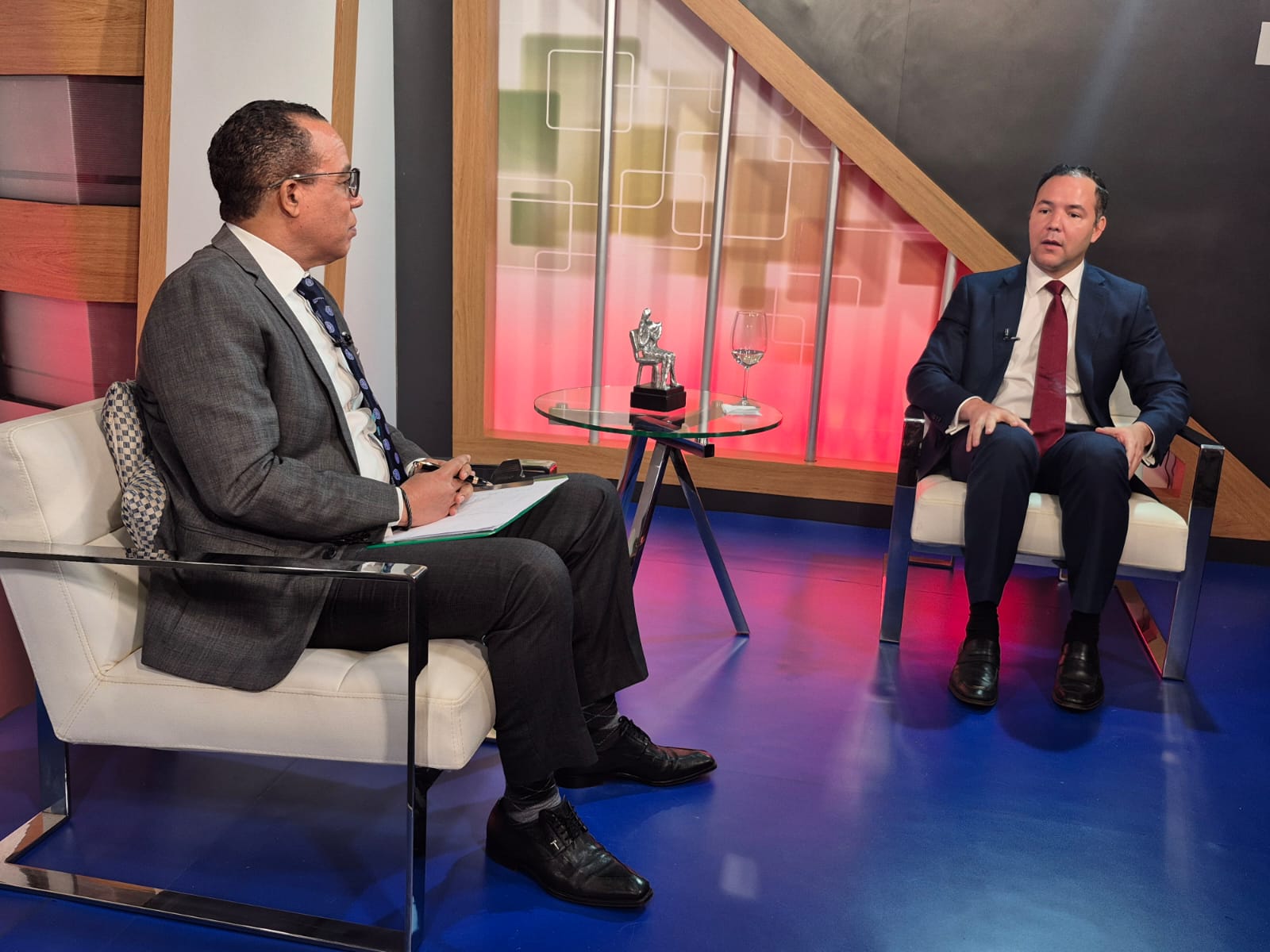 Critica JCE actúe con desidia frente a campaña que realizan funcionarios que aspiran a candidatura presidencial