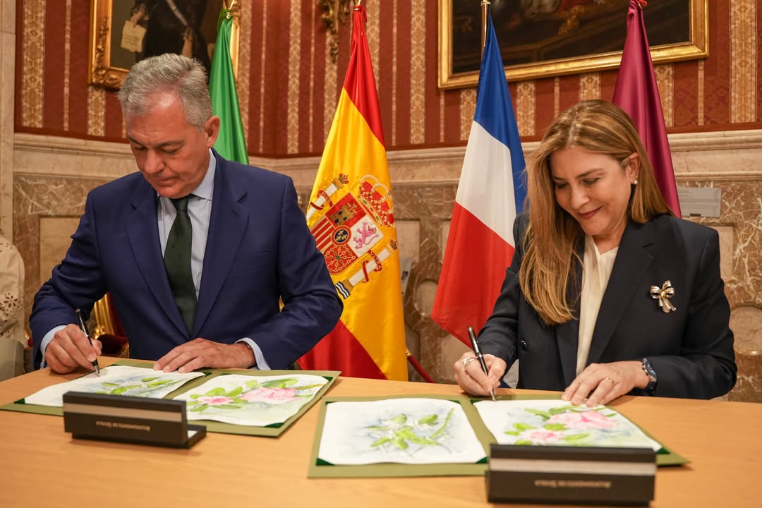 Alcalde de Sevilla considera un orgullo concretar hermanamiento con Santo Domingo