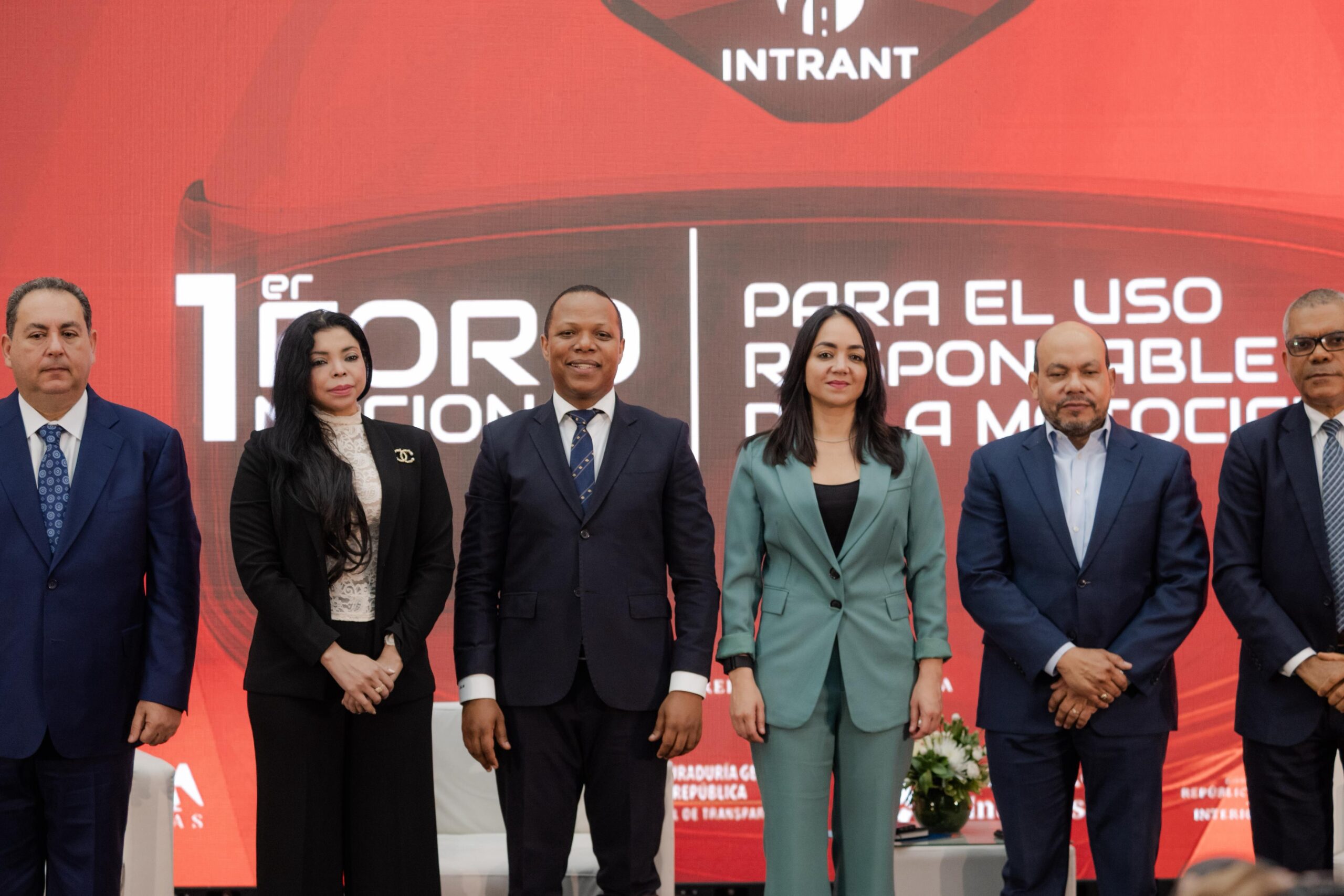 INTRANT presenta normativa que impide  importación de cascos de motocicletas no certificados