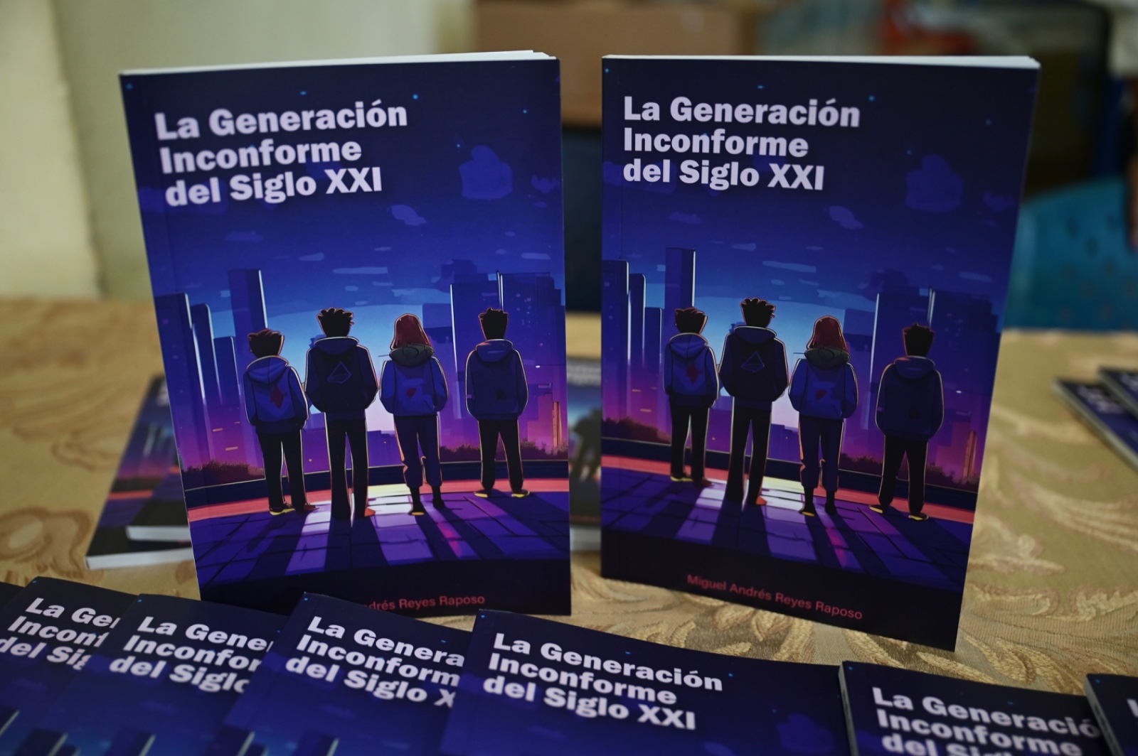 Miguel Andrés Reyes presenta su libro “La Generación Inconforme del Siglo XXI”