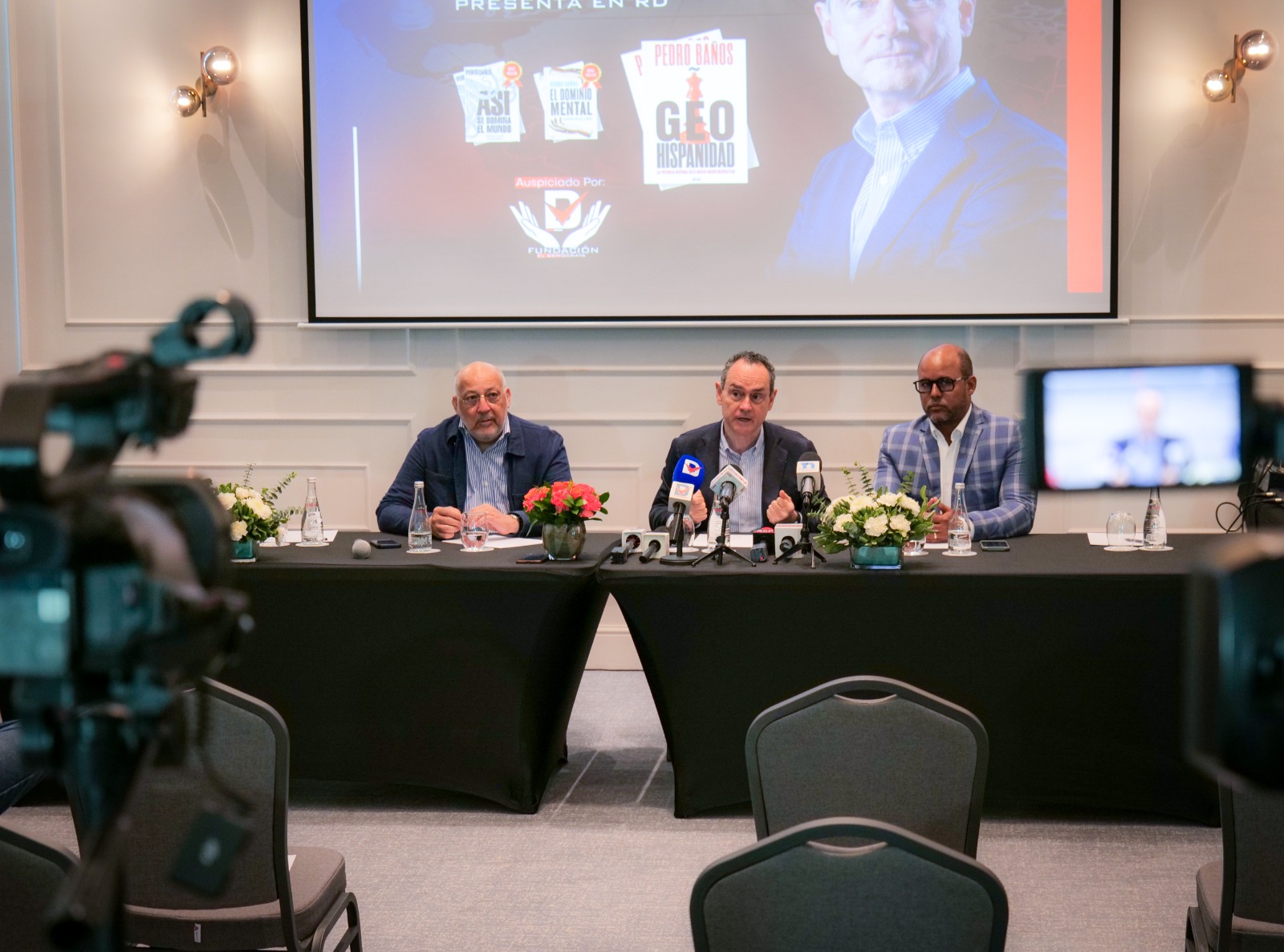Fundación El Demócrata presenta a escritor y geopolítico Pedro Baños Bajo