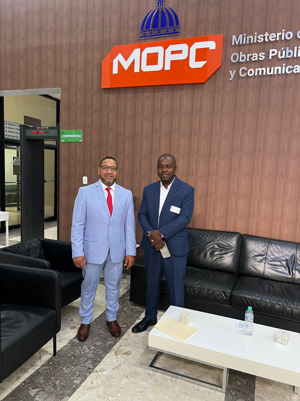 Autoridades de Monte Plata reclaman al MOPC conclusión de obras viales en Chirino