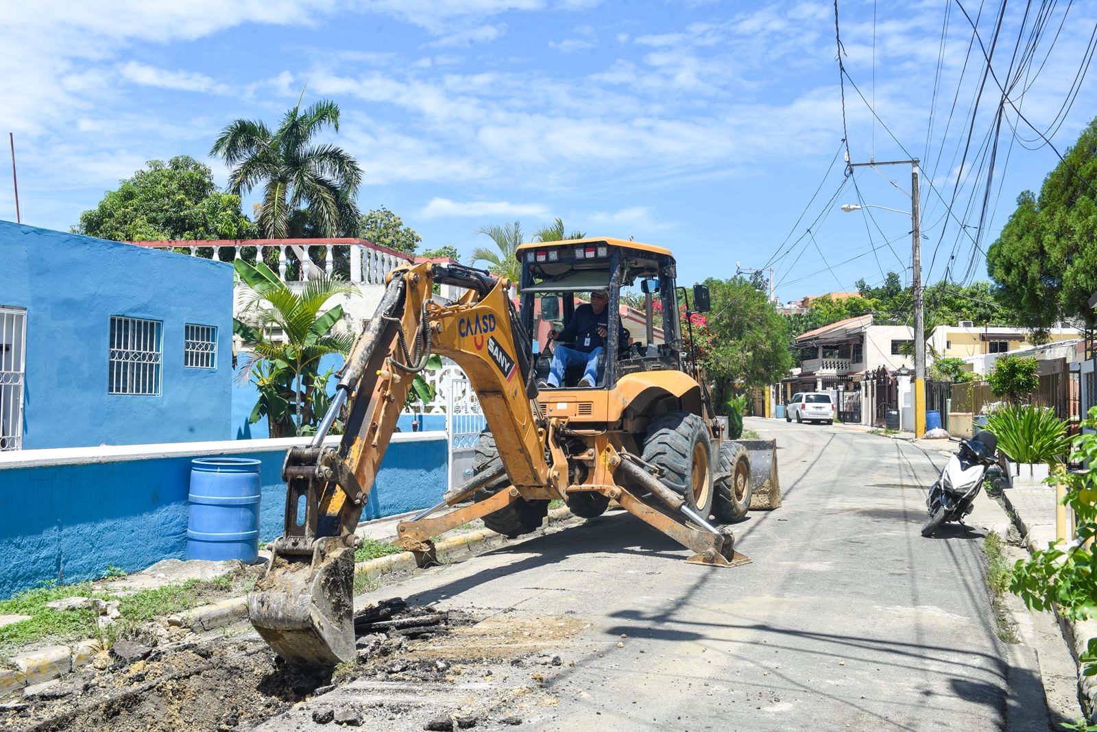CAASD trabaja en solución de avería en SDO, mantiene limitado parcialmente el servicio de agua potable