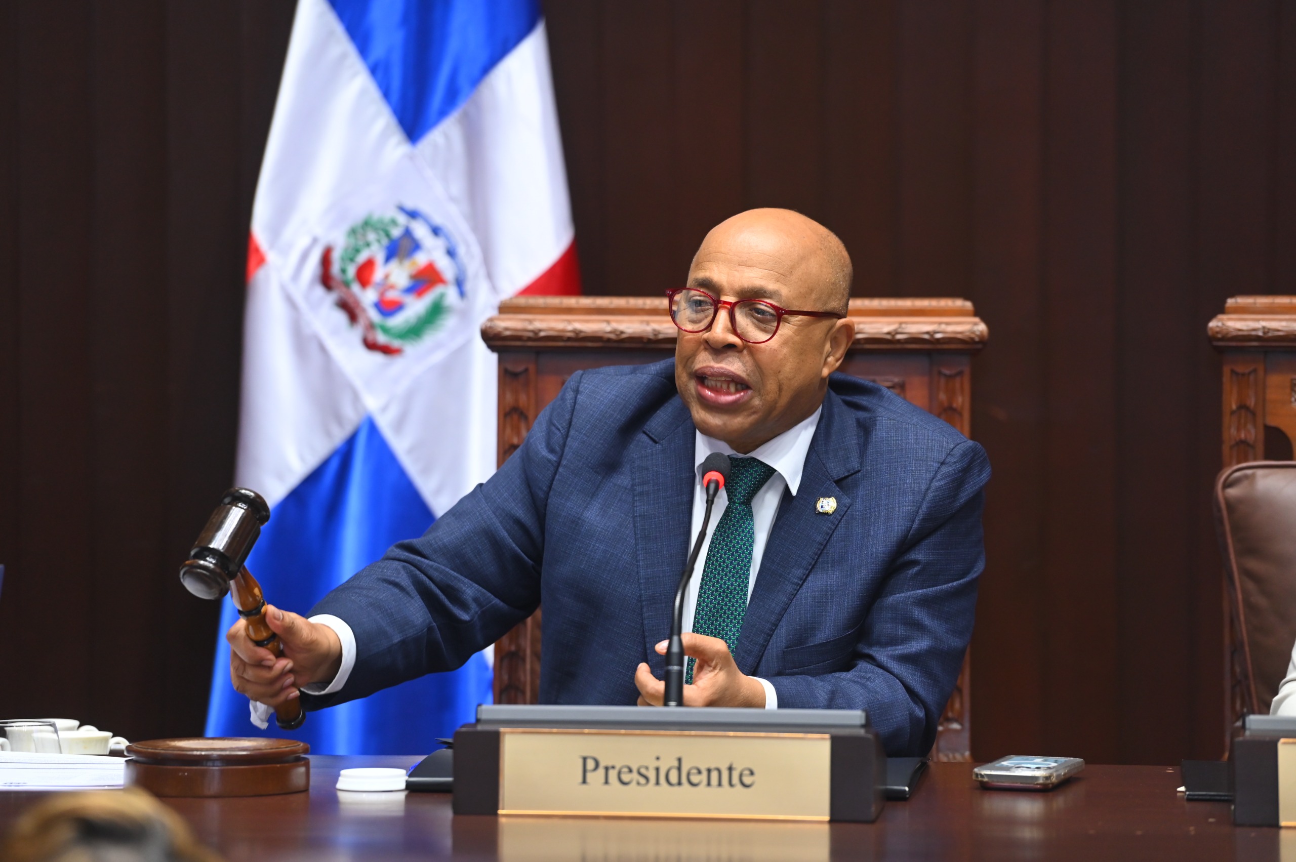 Cámara de Diputados aprueba y convierte en ley varios proyectos