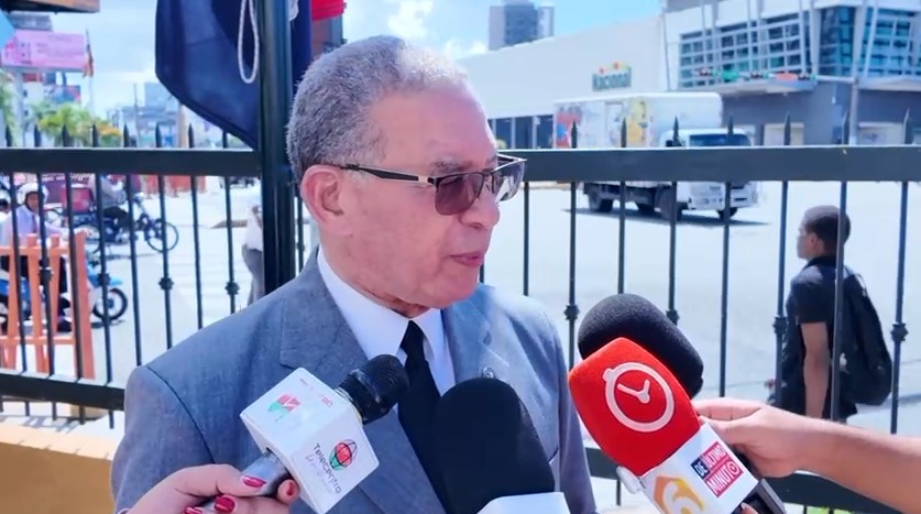 Instituto Duartiano anuncia acciones legales por deterioro y retiro de banderas en el Faro a Colón