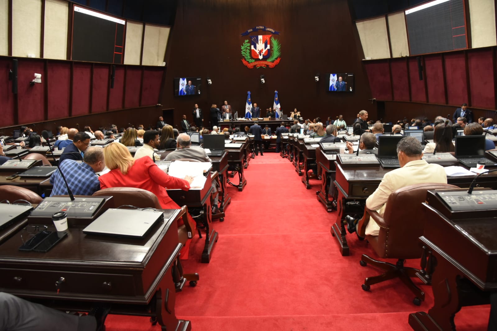 Diputados aprueban, en segunda lectura, proyecto que modifica ley Orgánica de Contrataciones Públicas