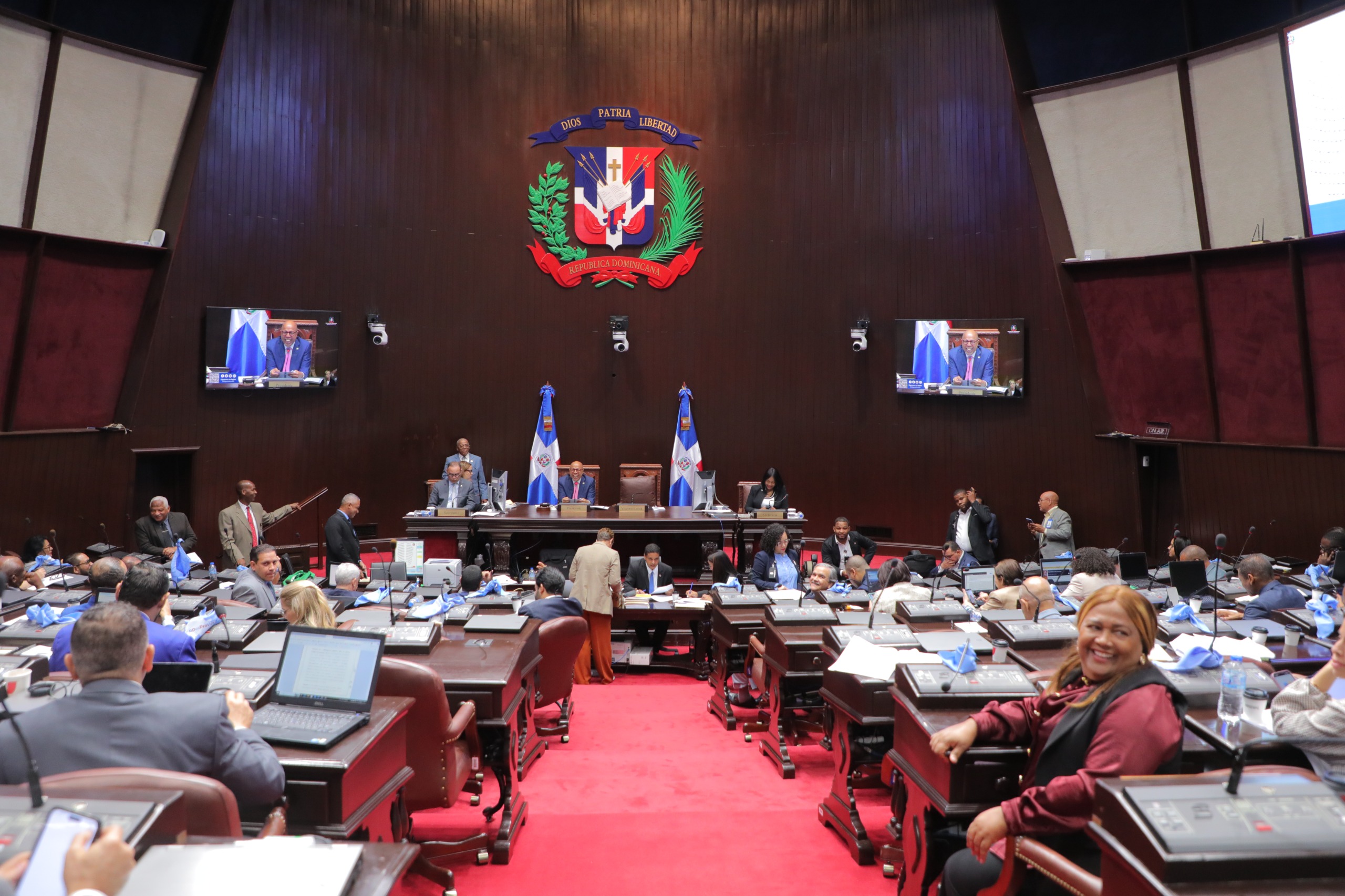 Diputados aprueban, con modificaciones, proyecto de ley que crea el Ministerio de Justicia