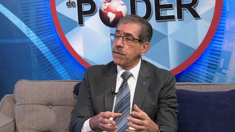 Jorge Asjana plantea retos de universidades y profesores frente a la inteligencia artificial