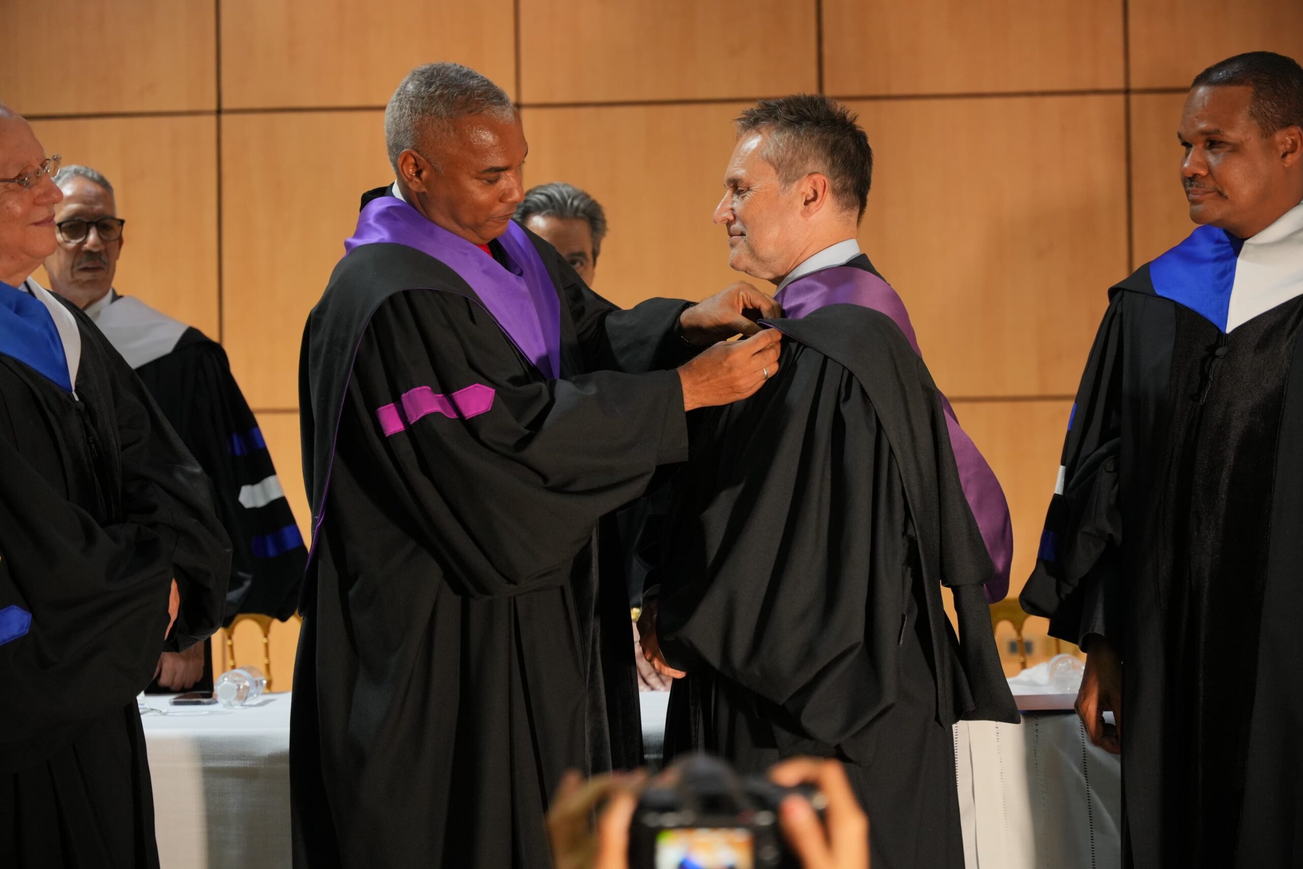 UASD inviste como “Profesor Honorario” al doctor Anchustegui Igartua de la Universidad del País Vasco