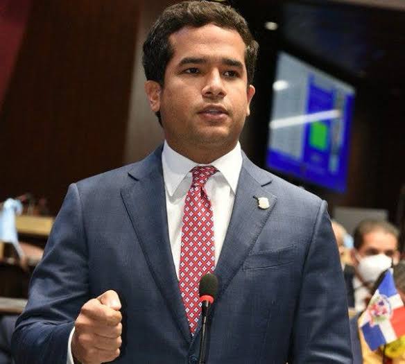 Senador del DN pide a Obras Públicas y Medio Ambiente explicar impacto al Jardín Botánico de ampliación de vía