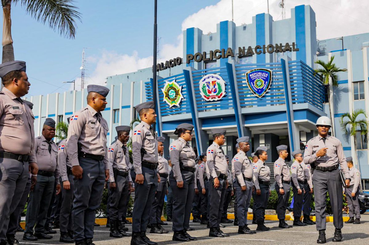 Policía Nacional despliega amplio operativo de búsqueda y captura tras fuga de internos en cárcel preventiva de Moca