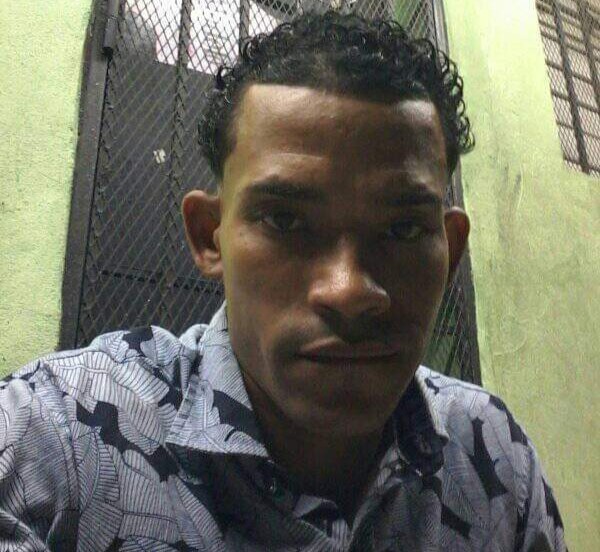 Santo Domingo Este. Familiares informaron este lunes sobre la desaparición de Brayan José Román, quien fue visto por última vez el pasado lunes 11 de agosto en el barrio El Pensador, de Villa Duarte, en Santo Domingo Este (SDE).