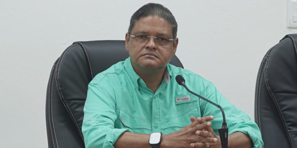 COE mantiene 8 provincias en alerta amarilla por huracán Erin; Distrito Nacional en verde