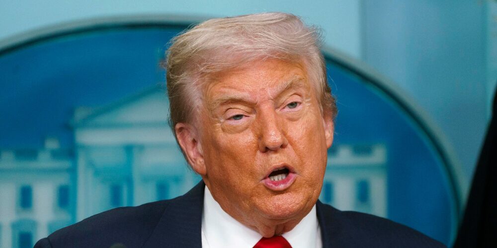 Trump toma control federal de la Policía de Washington D.C. y advierte a otras ciudades demócratas