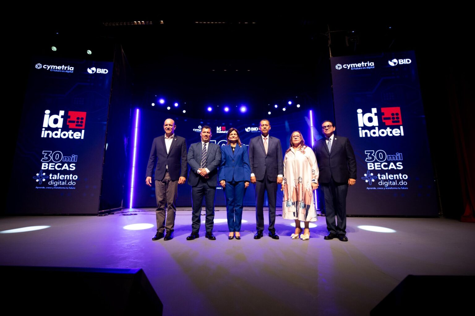 Indotel lanza programa “Talento Digital RD” con 30 mil becas en tecnología