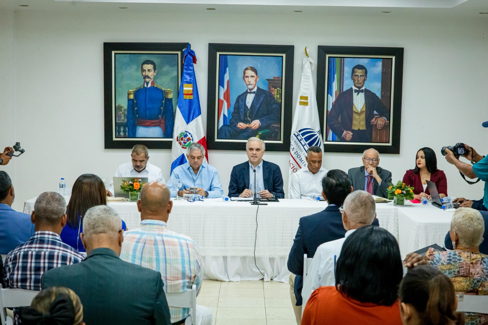 MINERD y APMAE impulsan esfuerzos para un regreso a clases exitoso y acompañado por las familias