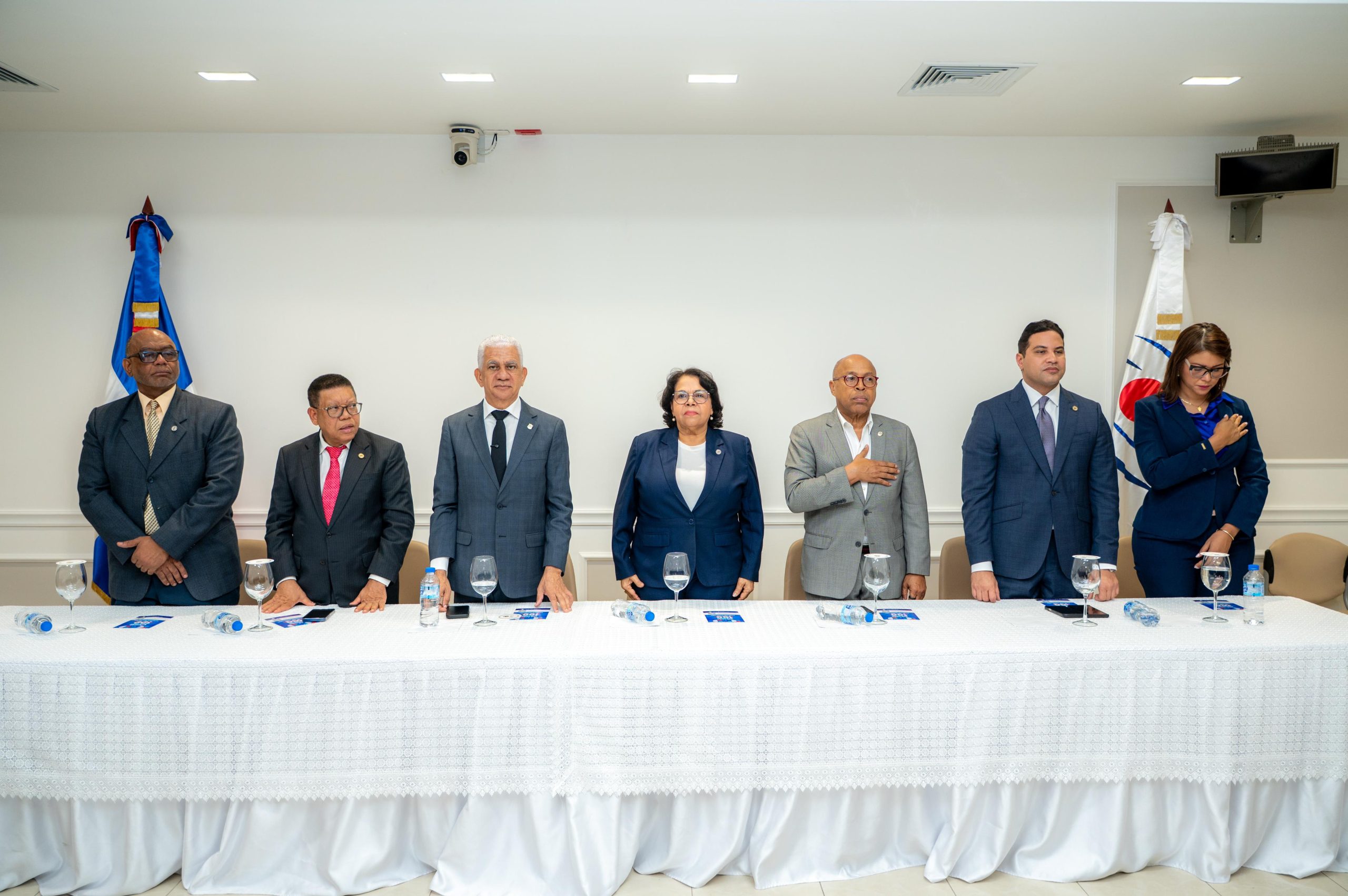 Cámara de Cuentas reafirma compromiso con la transparencia y presenta informe de 100 días de gestión en el Congreso Nacional