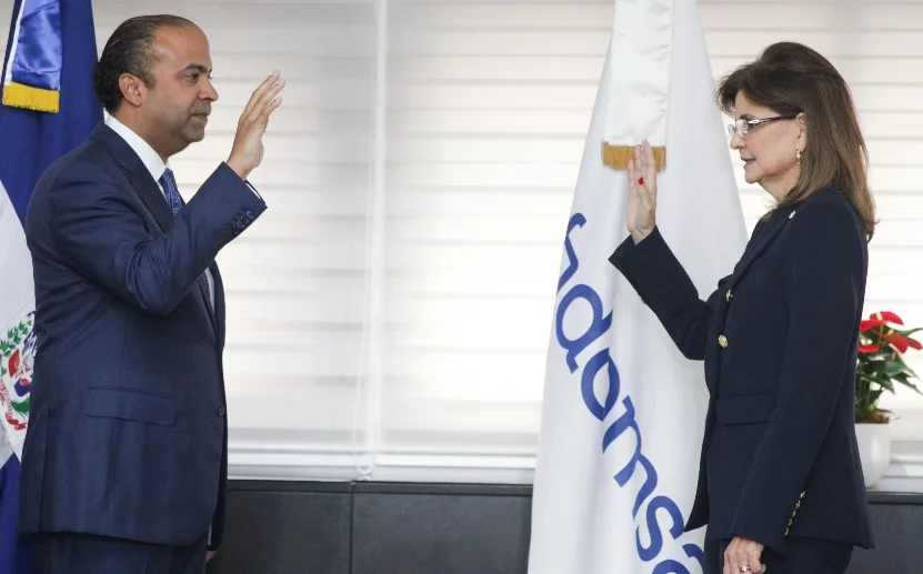 Seis funcionarios asumen nuevos cargos en el Gobierno dominicano