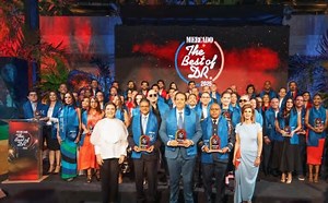 Intendente del Cuerpo de Bomberos del DN recibe premio The Best of The Best de Revista Mercado