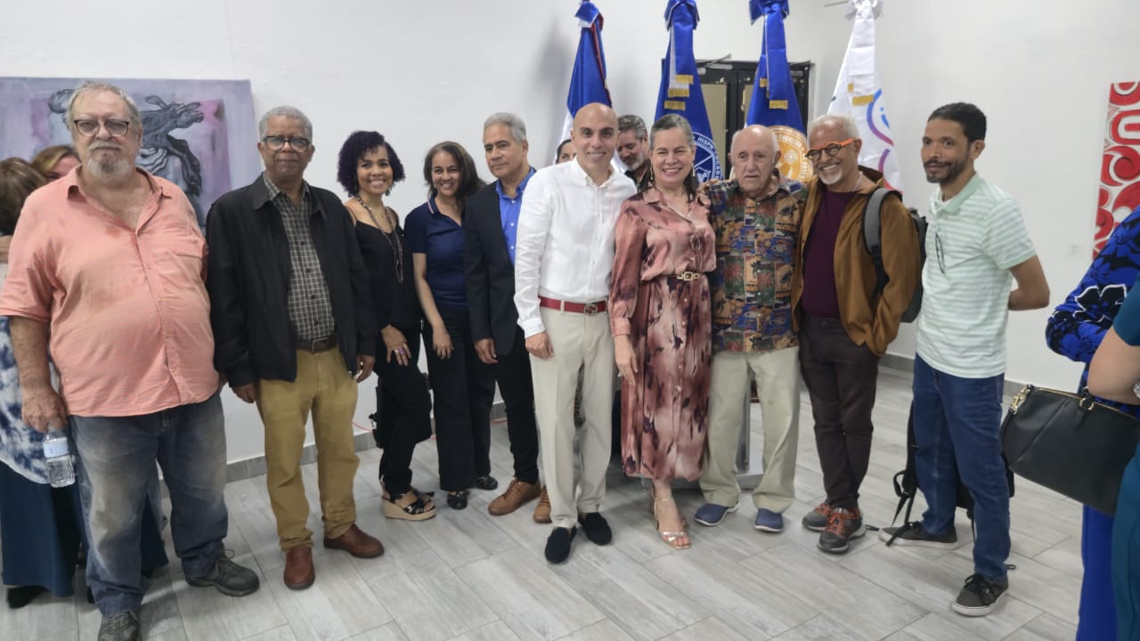 Fundación “Fusión” y Facultad de Artes de la UASD inauguran expo colectiva “Fusionarte”