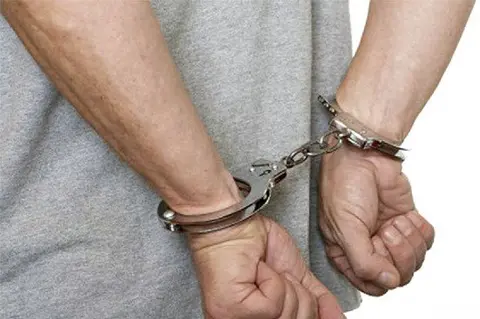 Interpol captura en AILA a dominicano prófugo desde hace 14 años por homicidio en Tamayo