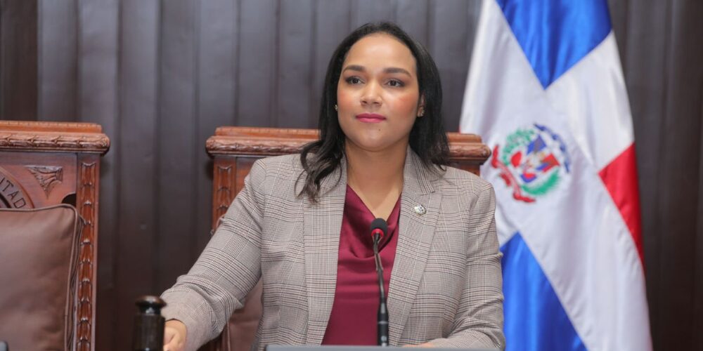 Diputados remiten proyecto de Presupuesto 2026 a comisión bicameral para estudio conjunto