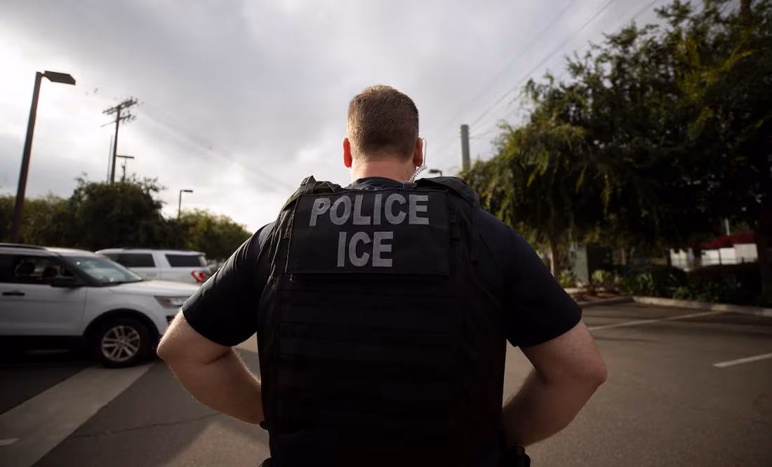 Agente de ICE mata a hombre que se resistía al arresto en operativo cerca de Chicago