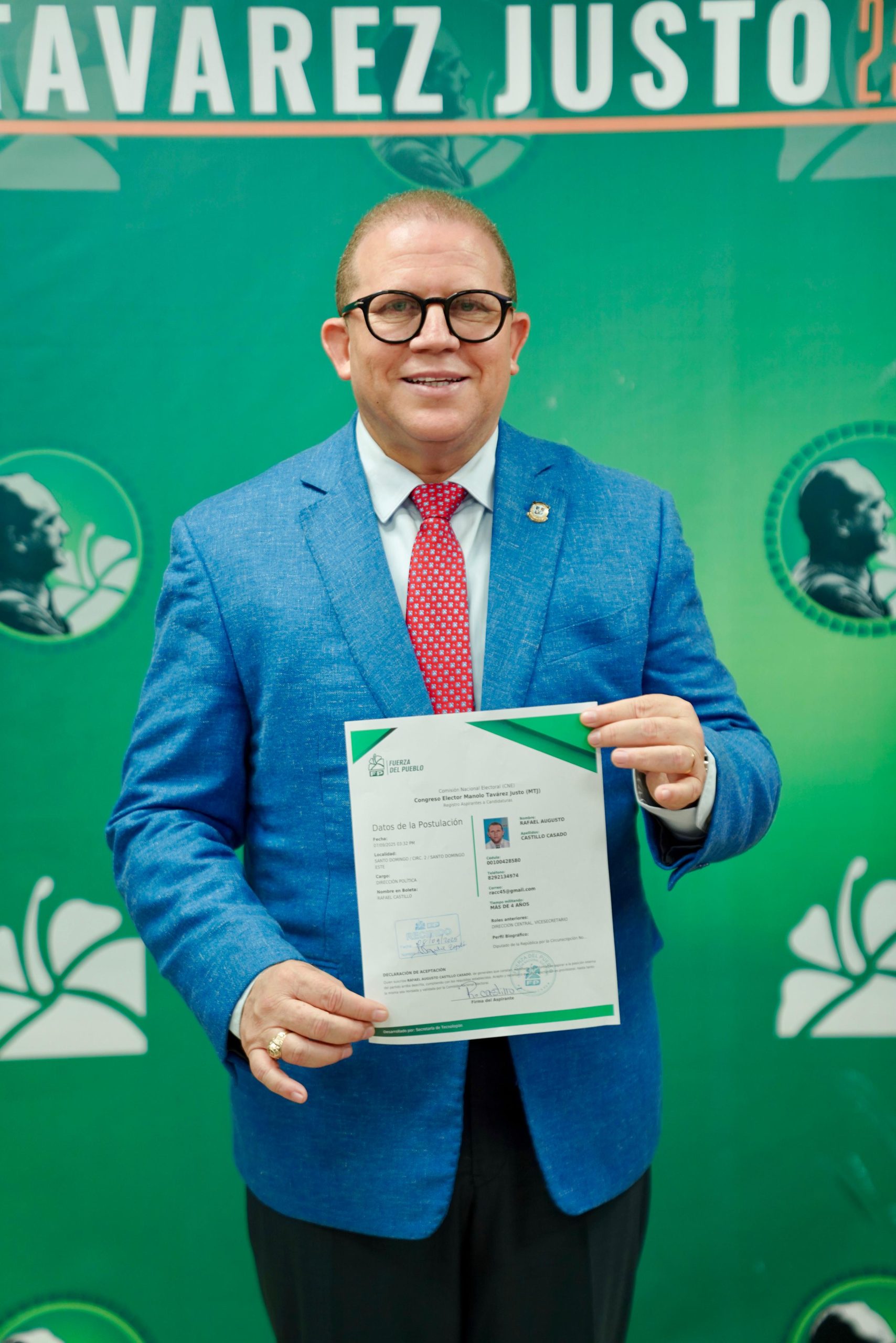Vocero de los diputados de la Fuerza del Pueblo, Rafael Castillo, formaliza inscripción como candidato a la Dirección Política