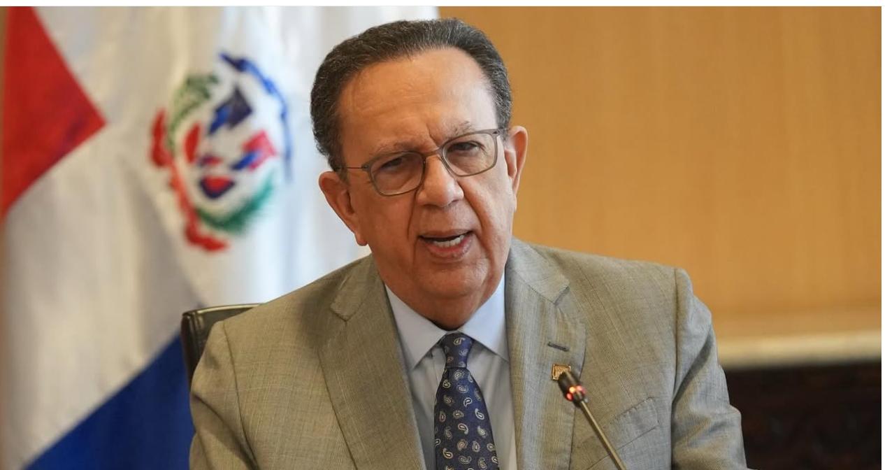 BCRD y autoridades económicas se reúnen con líderes financieros para reforzar la estabilidad macroeconómica