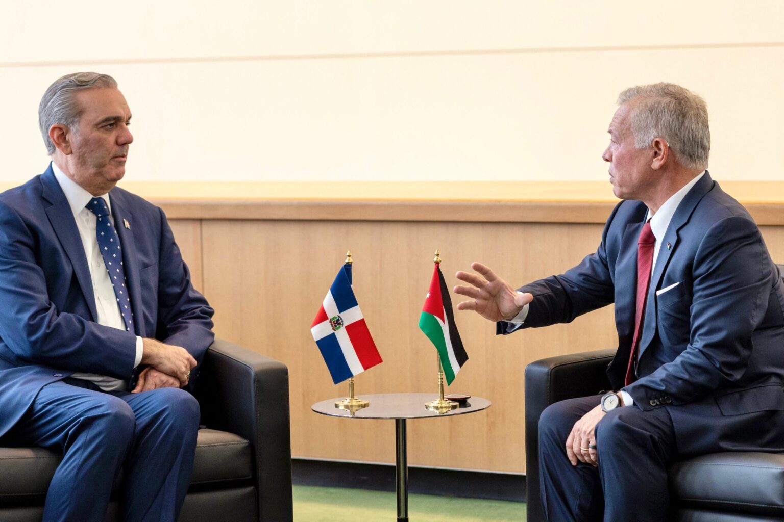 Abinader se reúne con el Rey de Jordania para fortalecer lazos bilaterales en la ONU