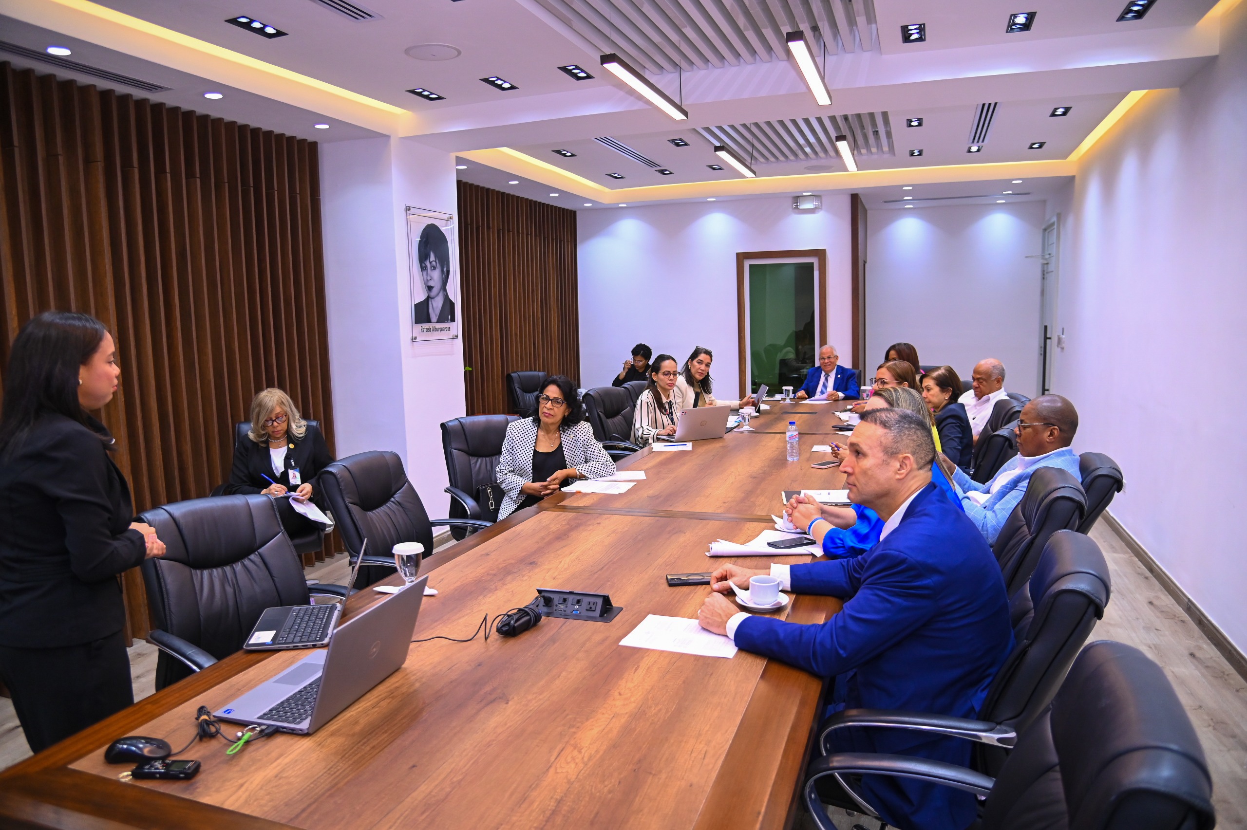 Diputados escuchan opinión de representantes de Educación y del SNS sobre proyecto que busca creación de aulas hospitalarias