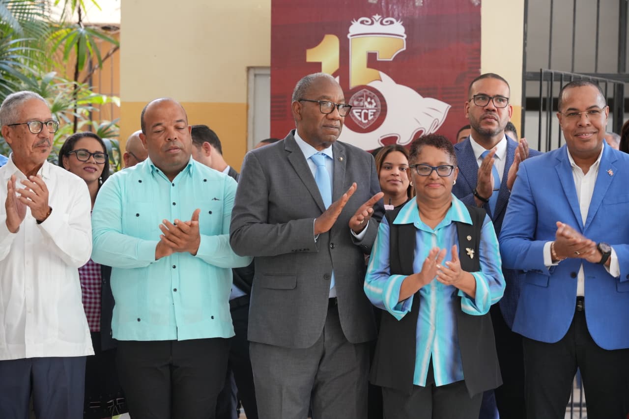 UASD inaugura Oficina de Gestión de Liceos Experimentales en coordinación con el MINERDLa nueva instalación coordinará la red de liceos experimentales en todo el país.